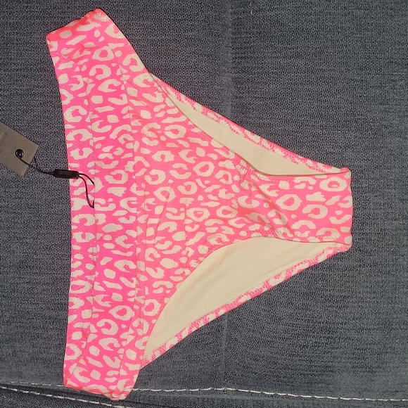 All inventory has been posted. No more sizes available** no trade ** no offers - Picture 1 of 1